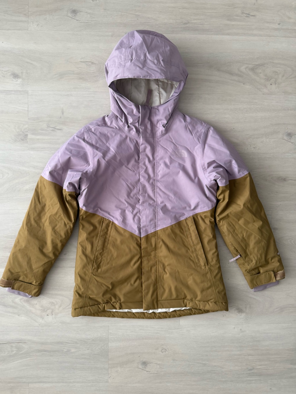 The North Face Girls Insulated Ski Jacket